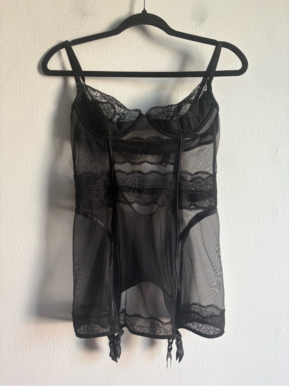 Victoria’s Secret Sz 36B Black Lace Garter Slip Sexy Lingerie